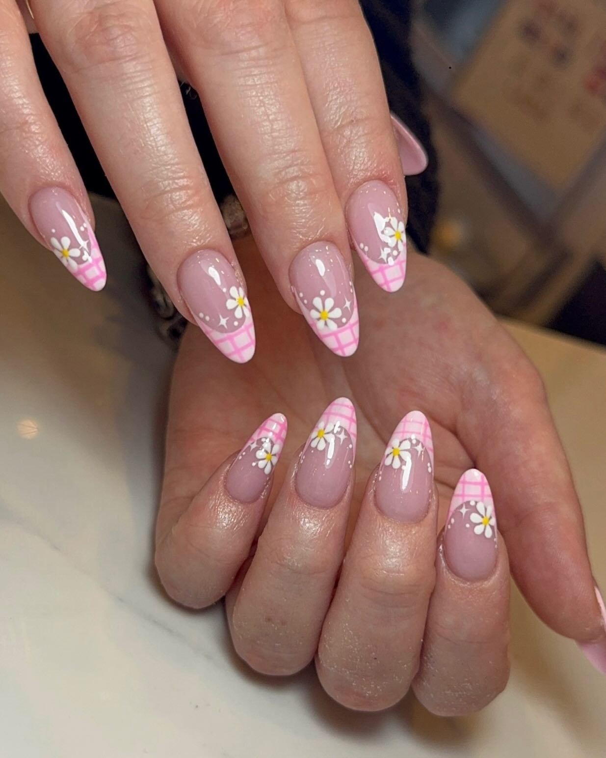 Nail art by YOUNIQUE